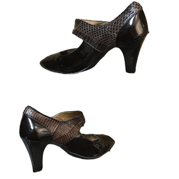 Softt brown alligator-type pumps size 10M - Picture 7 of 8